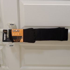ToeToe Essential Knee High Black ToeSocks
